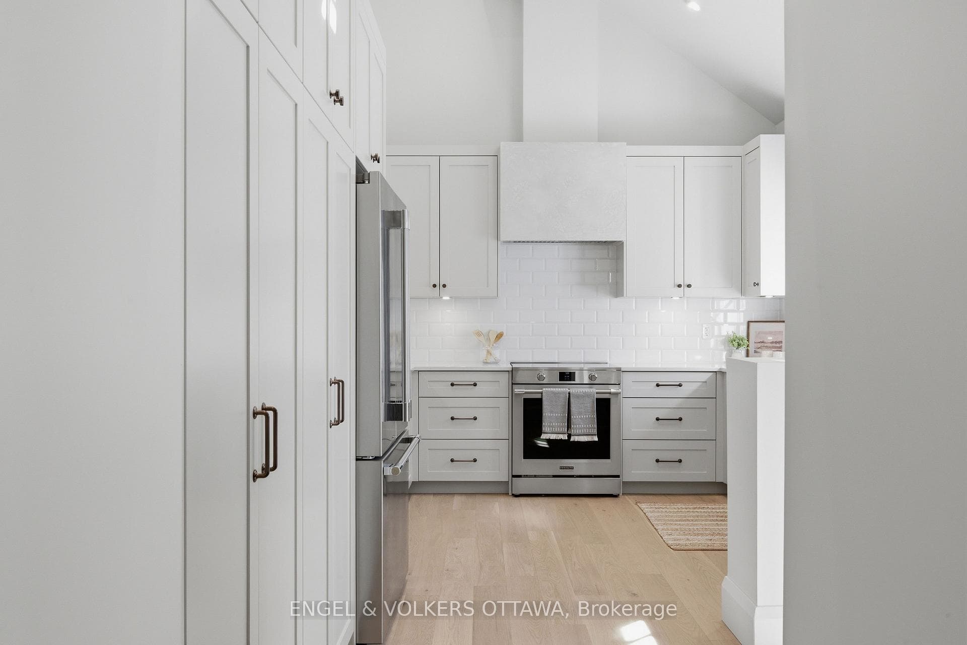 71 Thomas Street photo 15