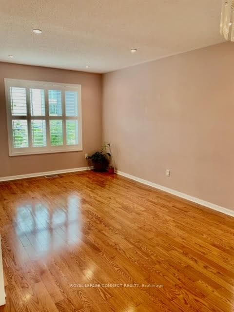 66 Oasis Boulevard photo 6