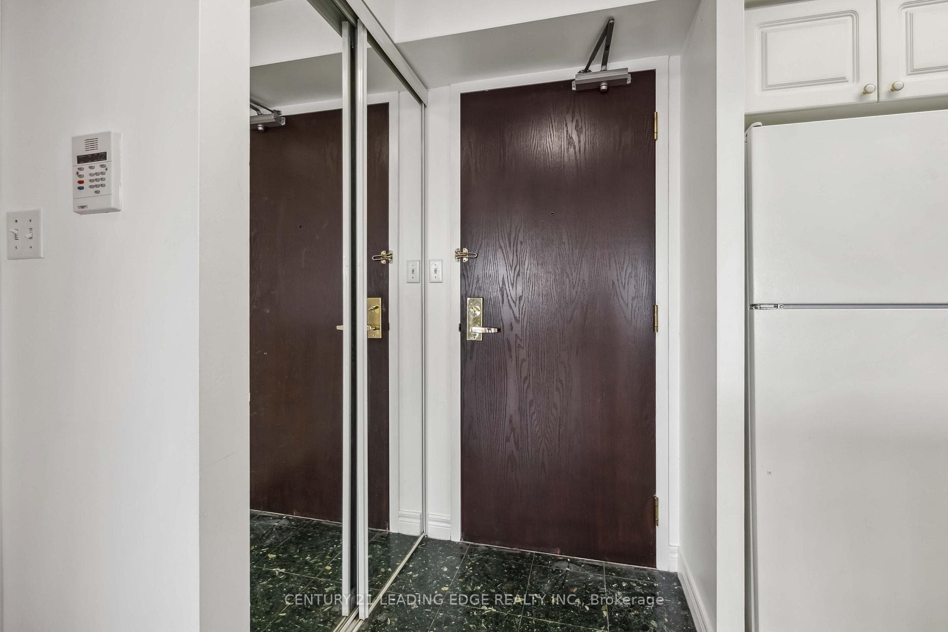 28 Empress Avenue Unit 2503 photo 4