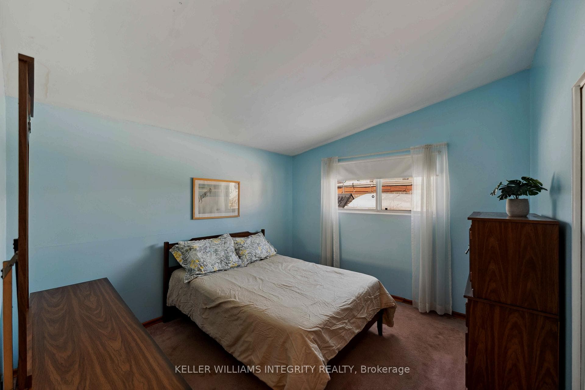 1035 Connery Avenue photo 12