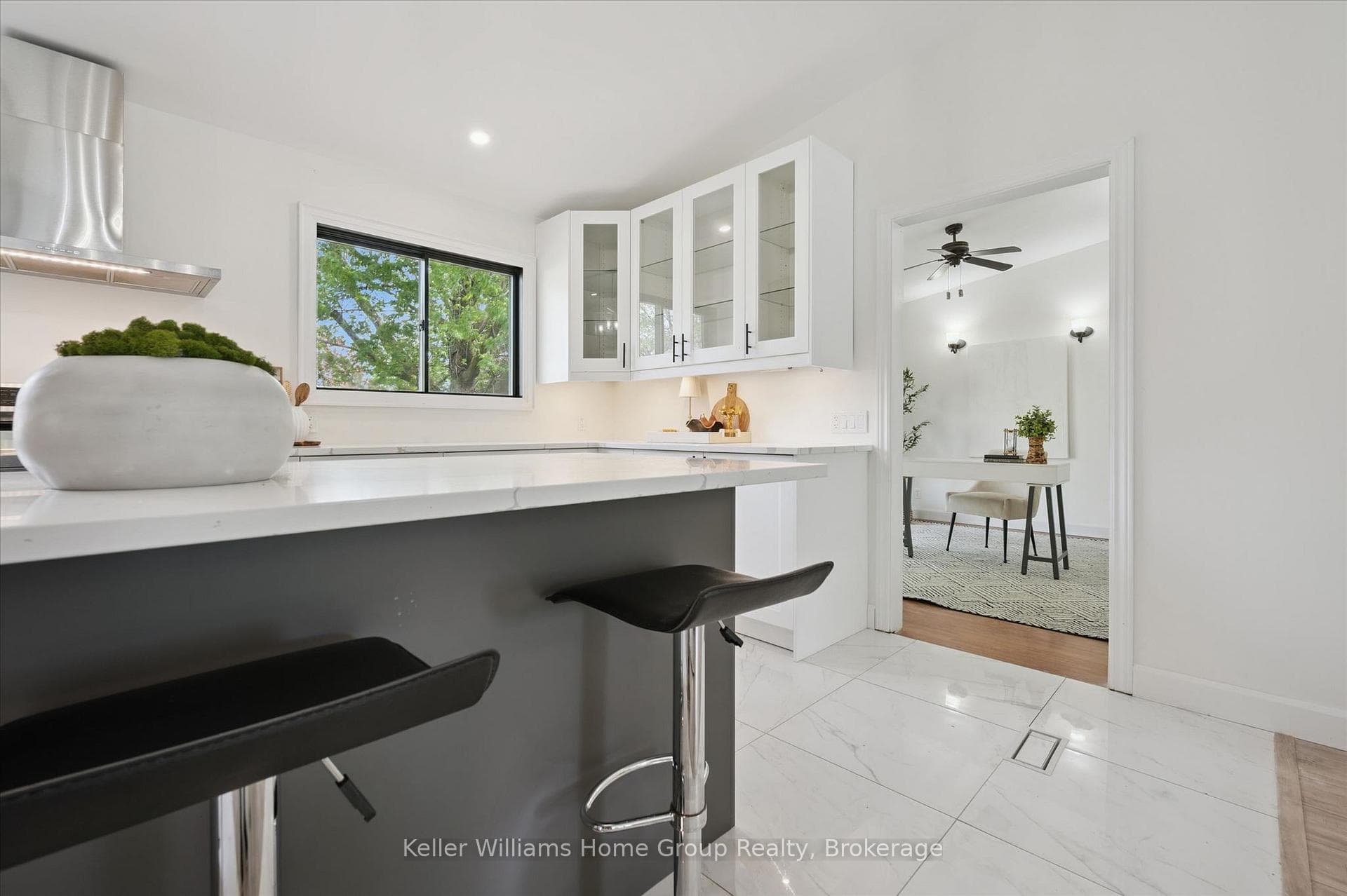 490 Garafraxa Street photo 24