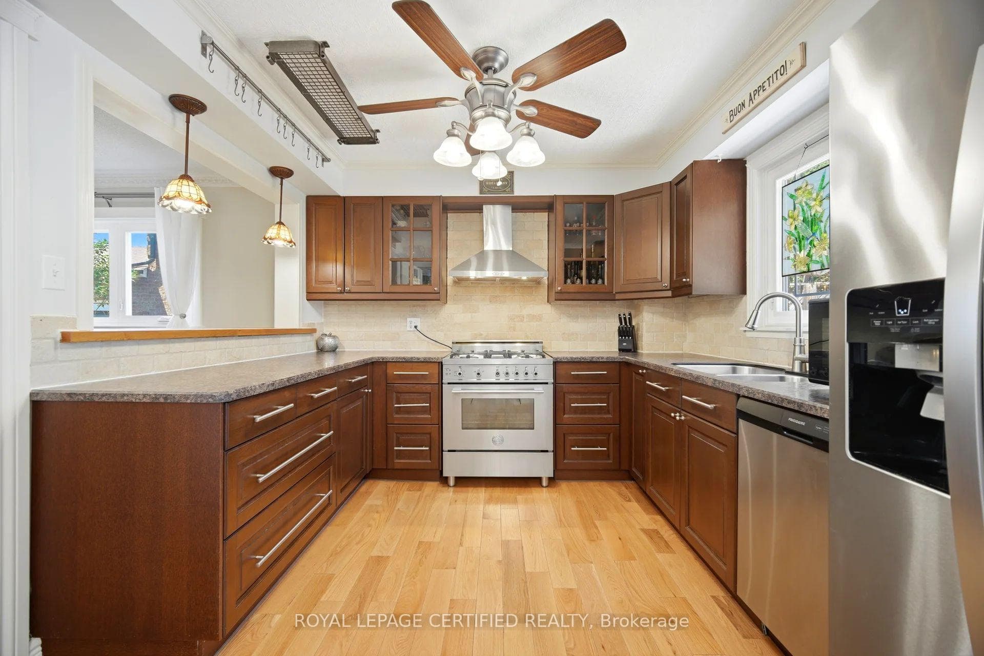 20 Burnley Place photo 12