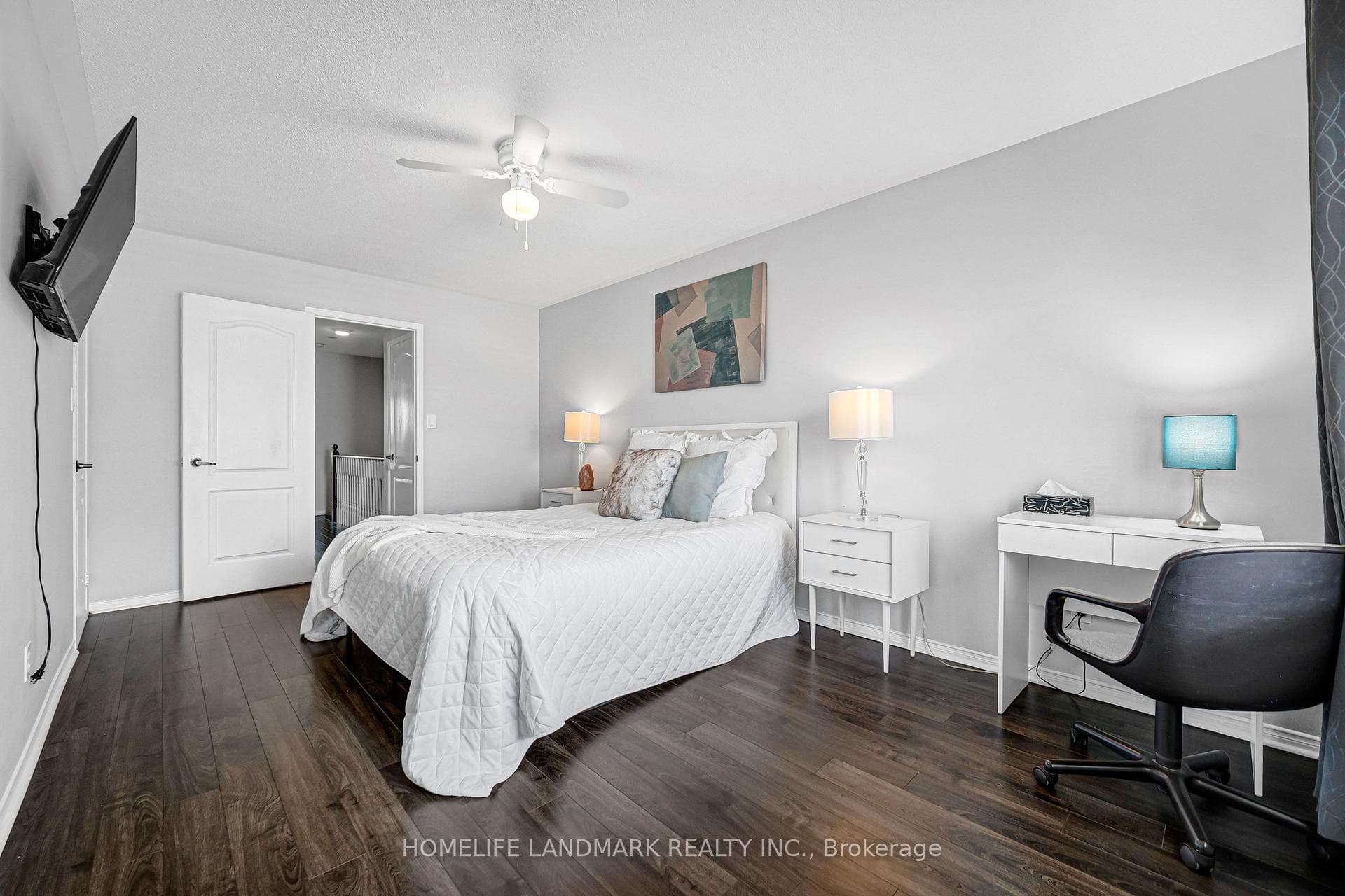 293 Murray Ross Parkway photo 18