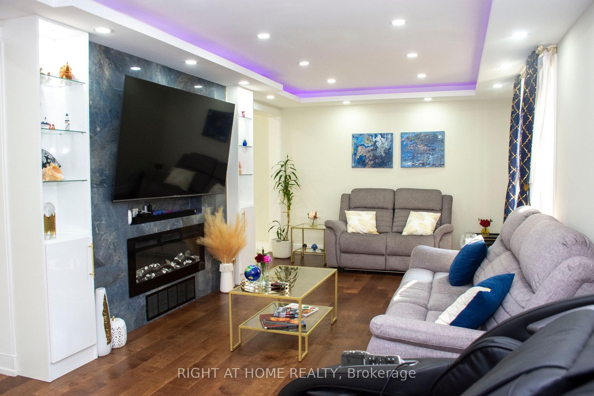 24 Aristotle Drive photo 4