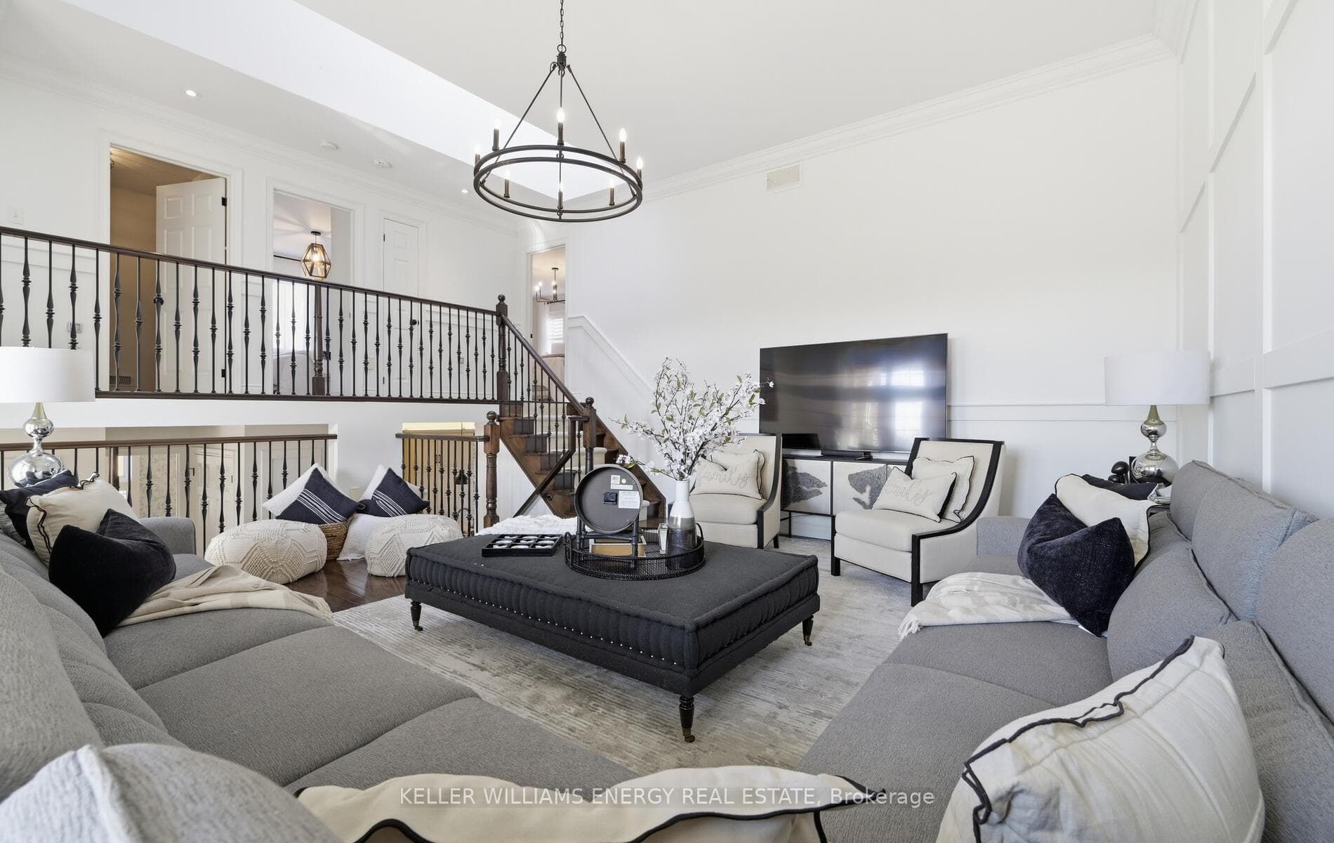 35 Bellhouse Place photo 25