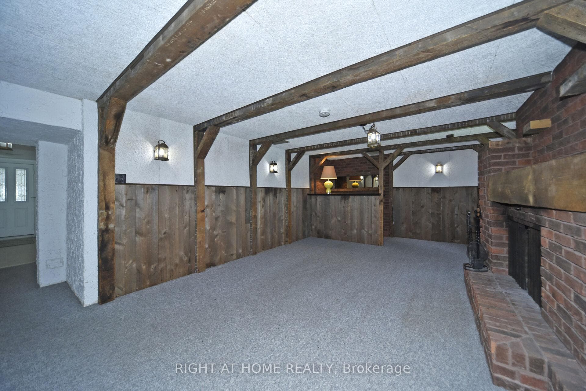 102 Romfield Circuit photo 18
