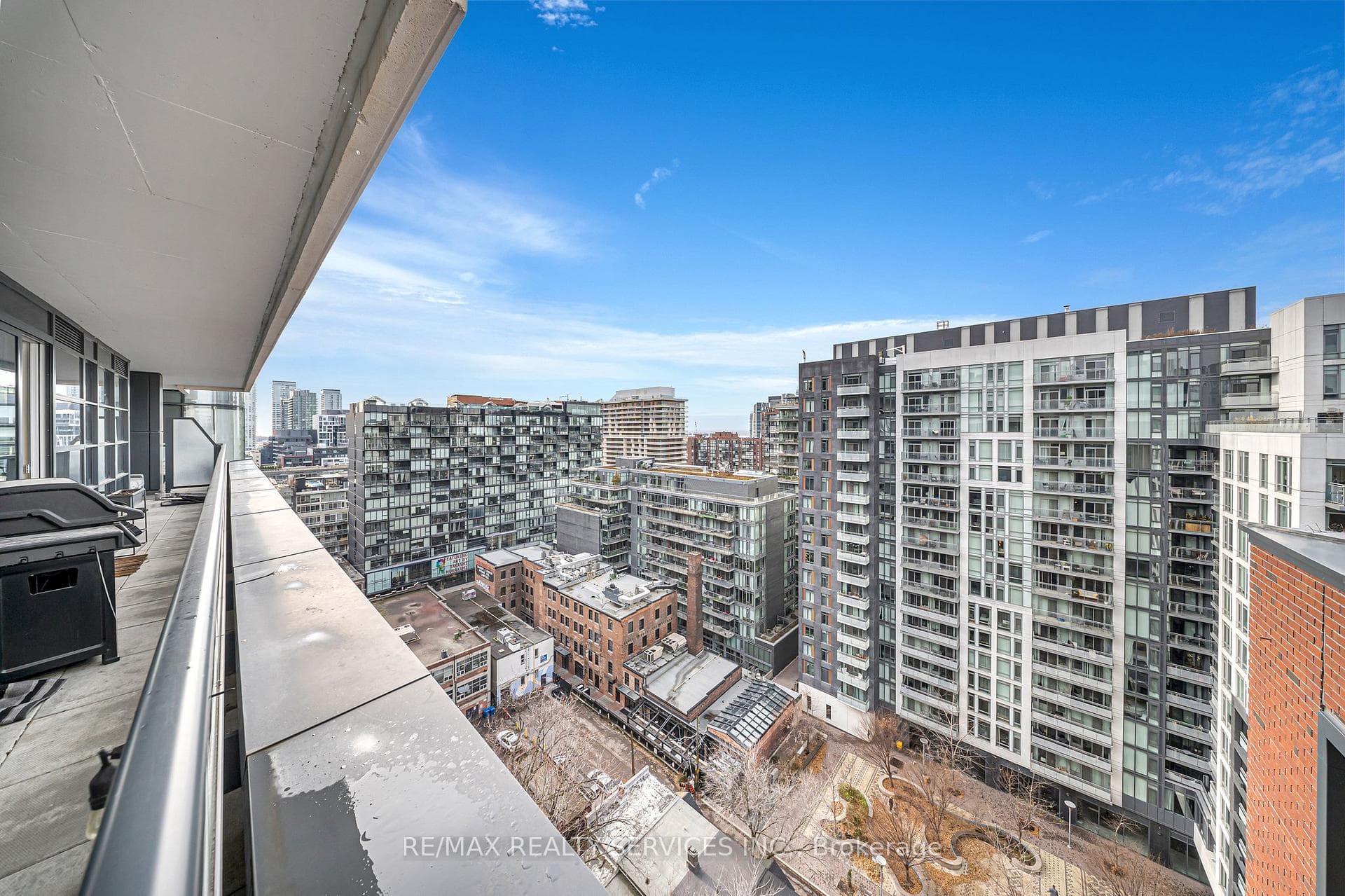 501 Adelaide Street Unit 1404 photo 8