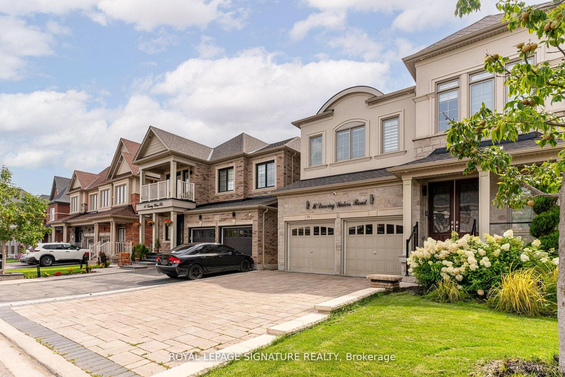 16 Dancing Waters Road Unit Bsmt photo 3