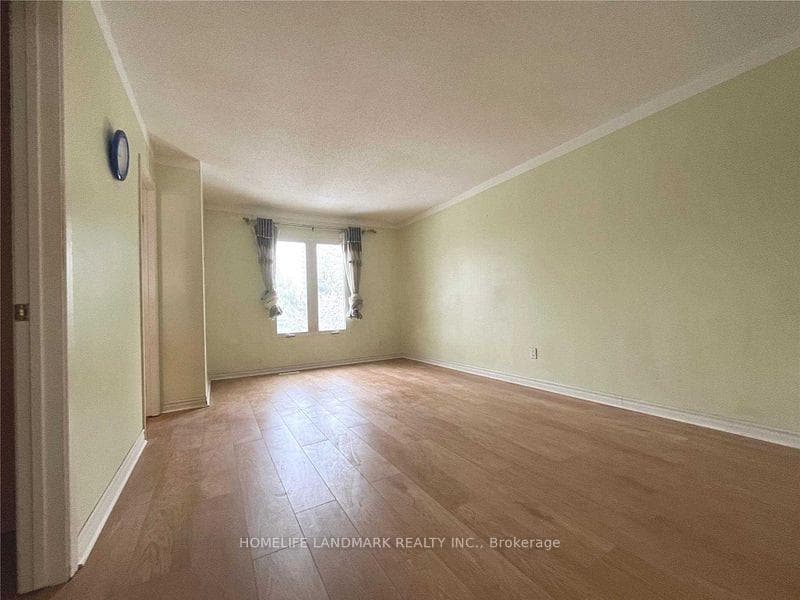 26 Joanna Crescent photo 11