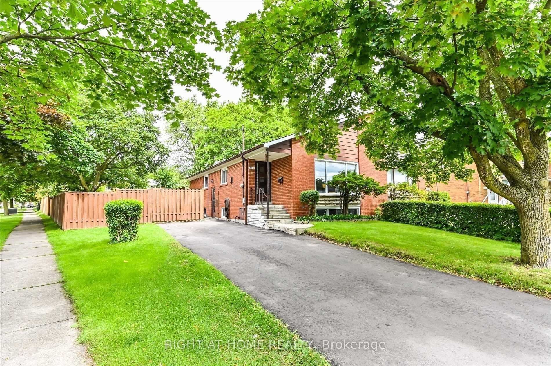 1141 Flagship Drive photo 2