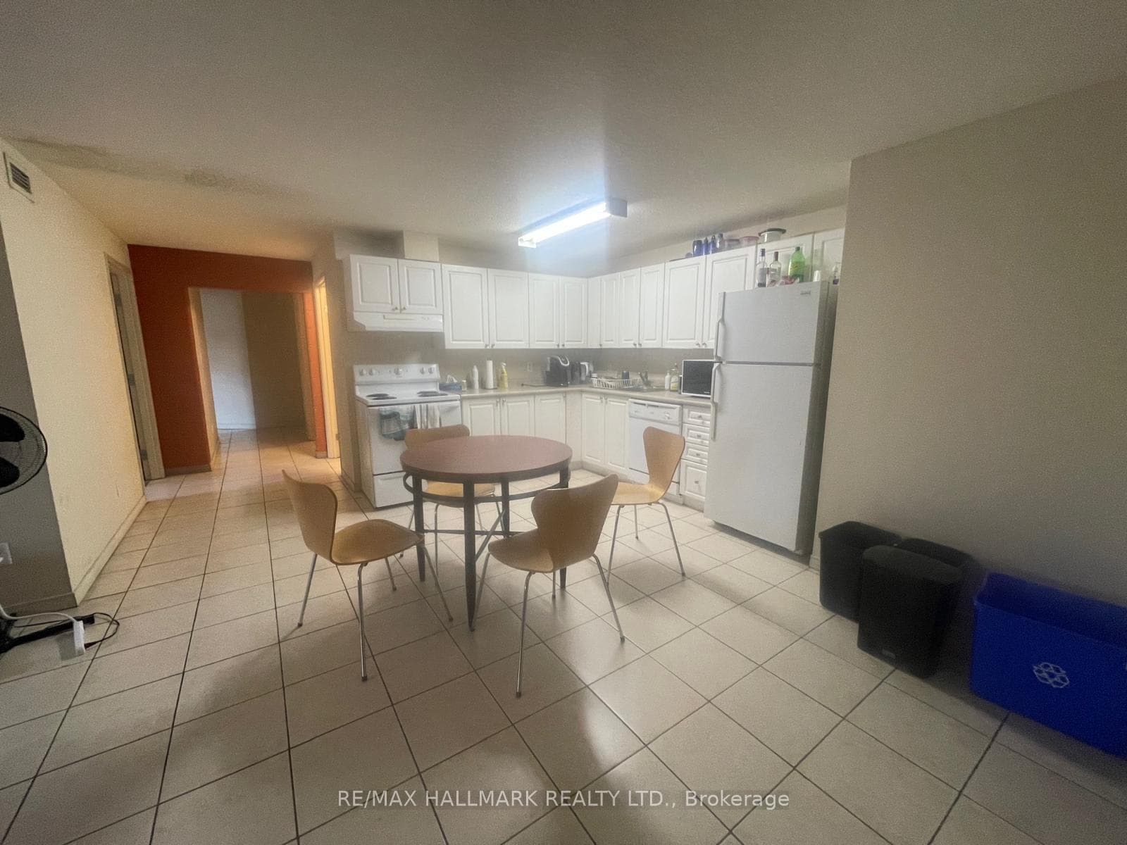 261 Lester Street Unit 501 photo 8