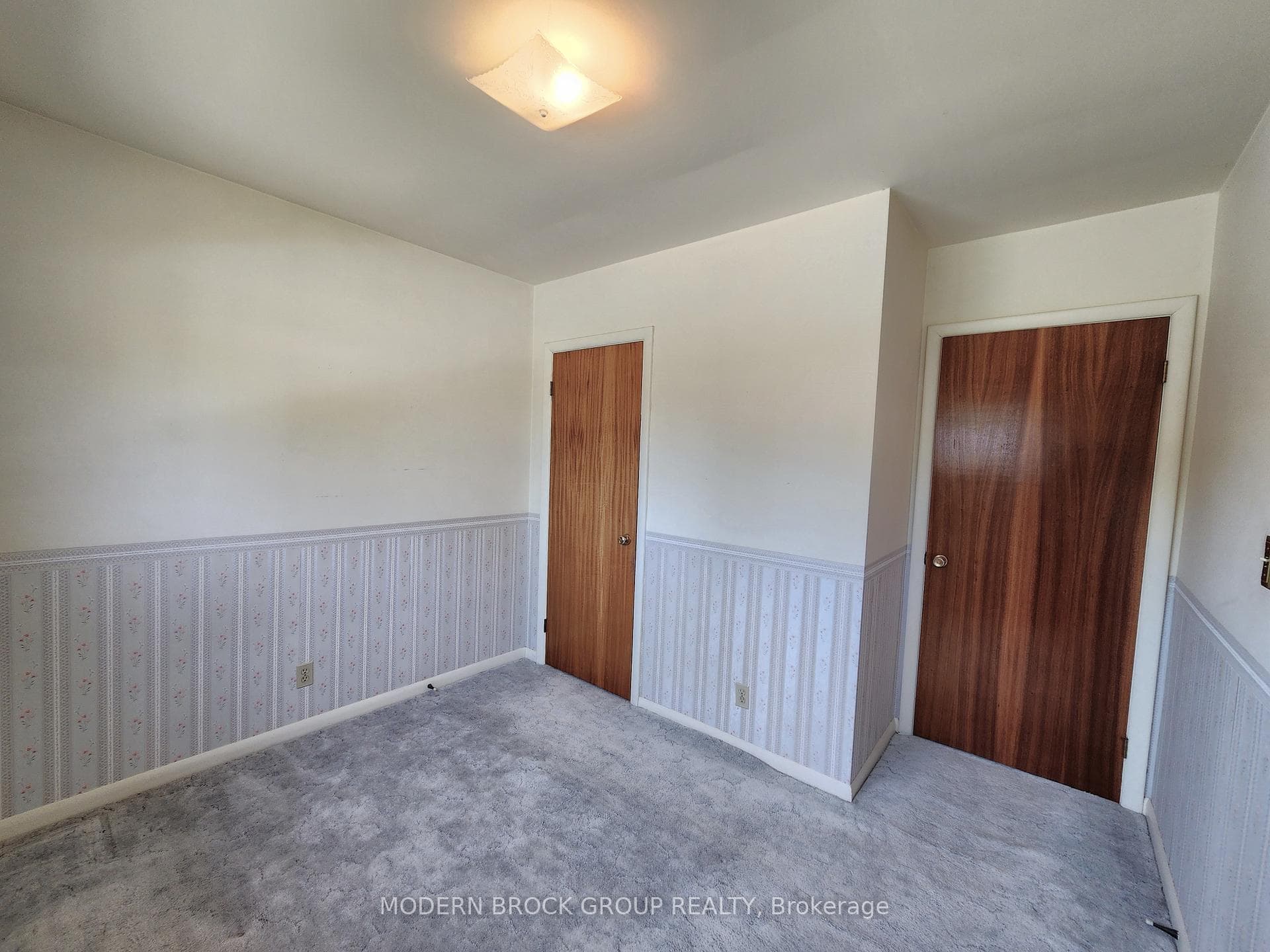 2 Woodlawn Place photo 39