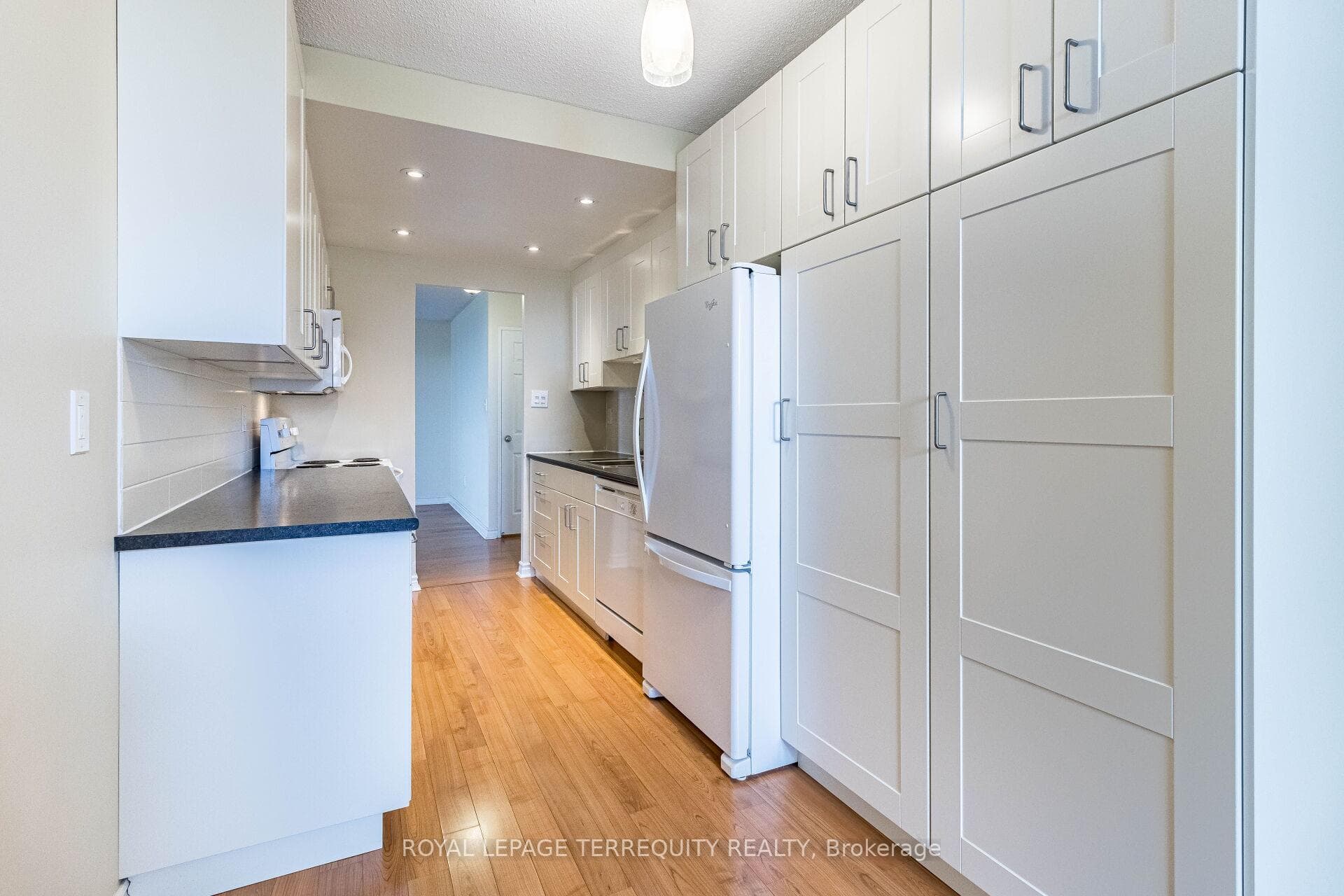 299 Mill Road Unit 703 photo 13