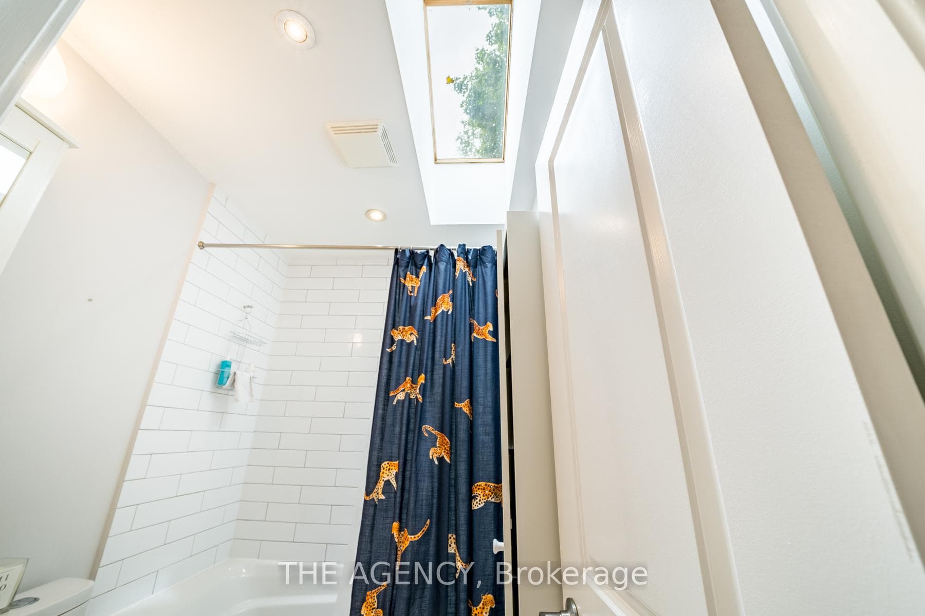 176 South Kingsway N/A photo 26