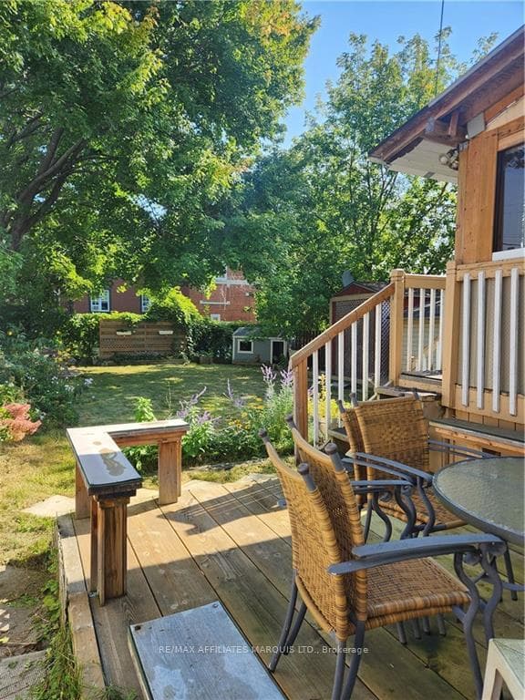 4 DUNBAR Avenue photo 25
