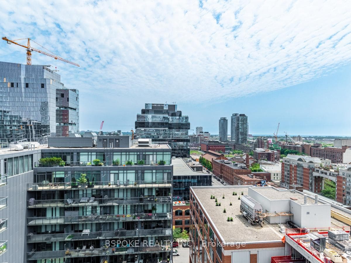 39 Sherbourne Street Unit 1601 photo 19