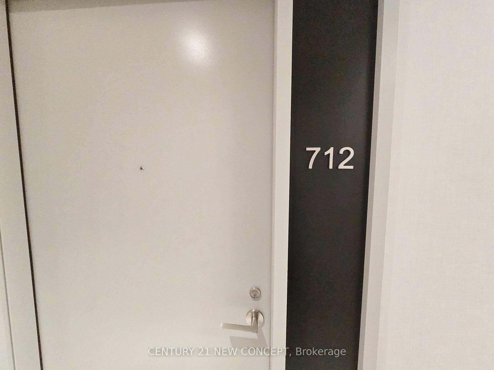 400 King Street Unit 721 photo 12