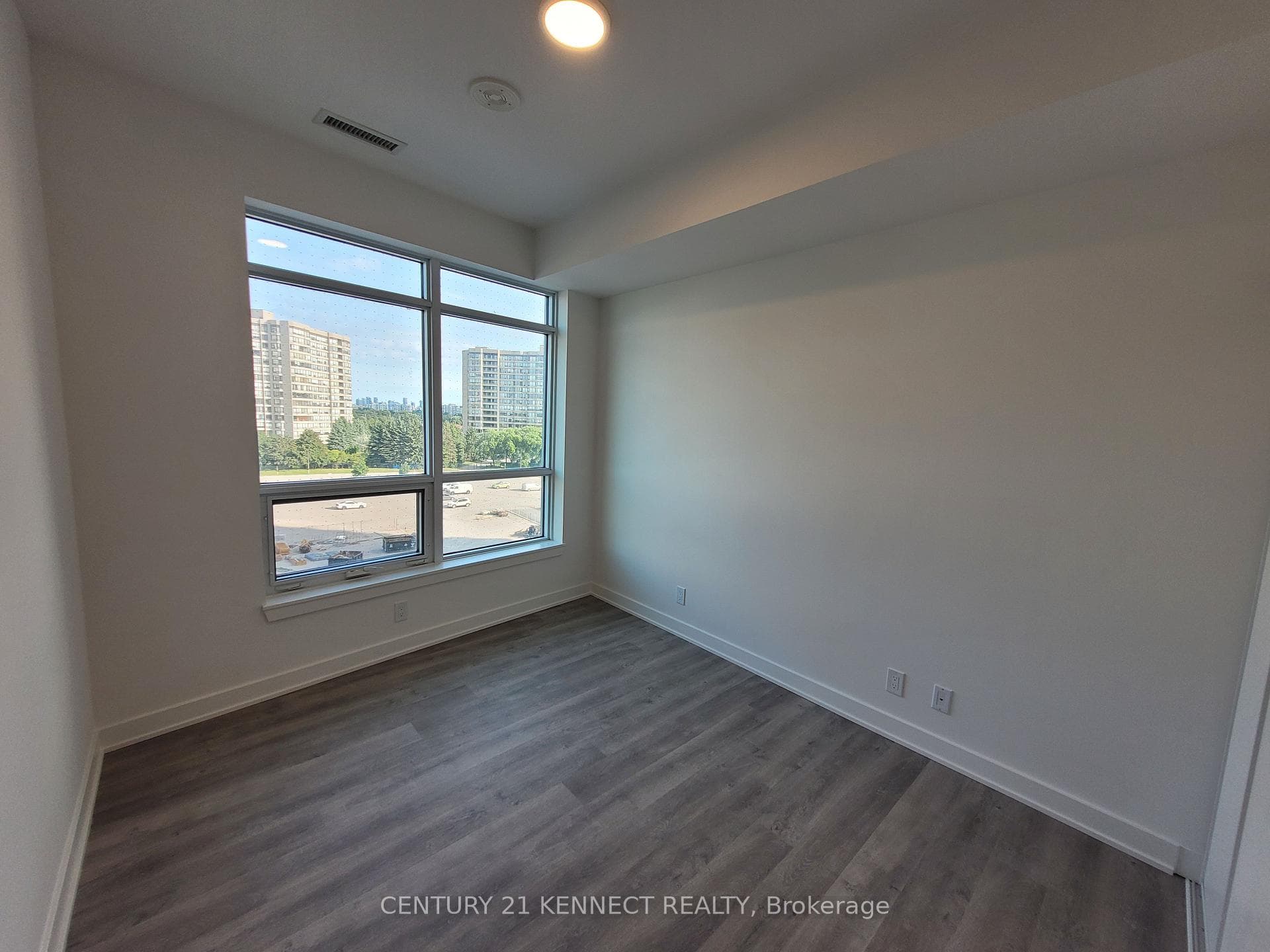50 Upper Mall Way Unit B-0432 photo 21