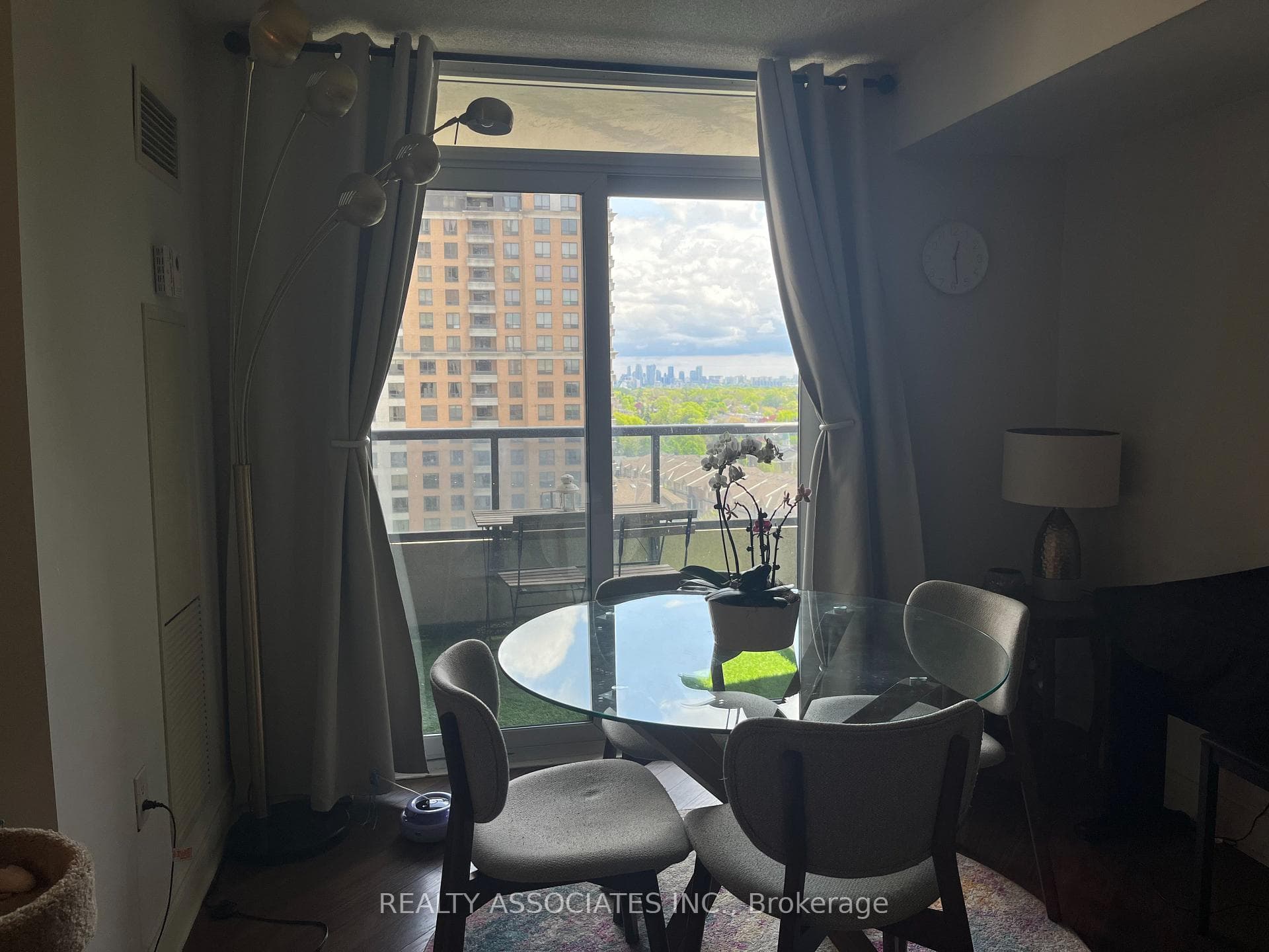 500 Doris Avenue Unit 1225 photo 16