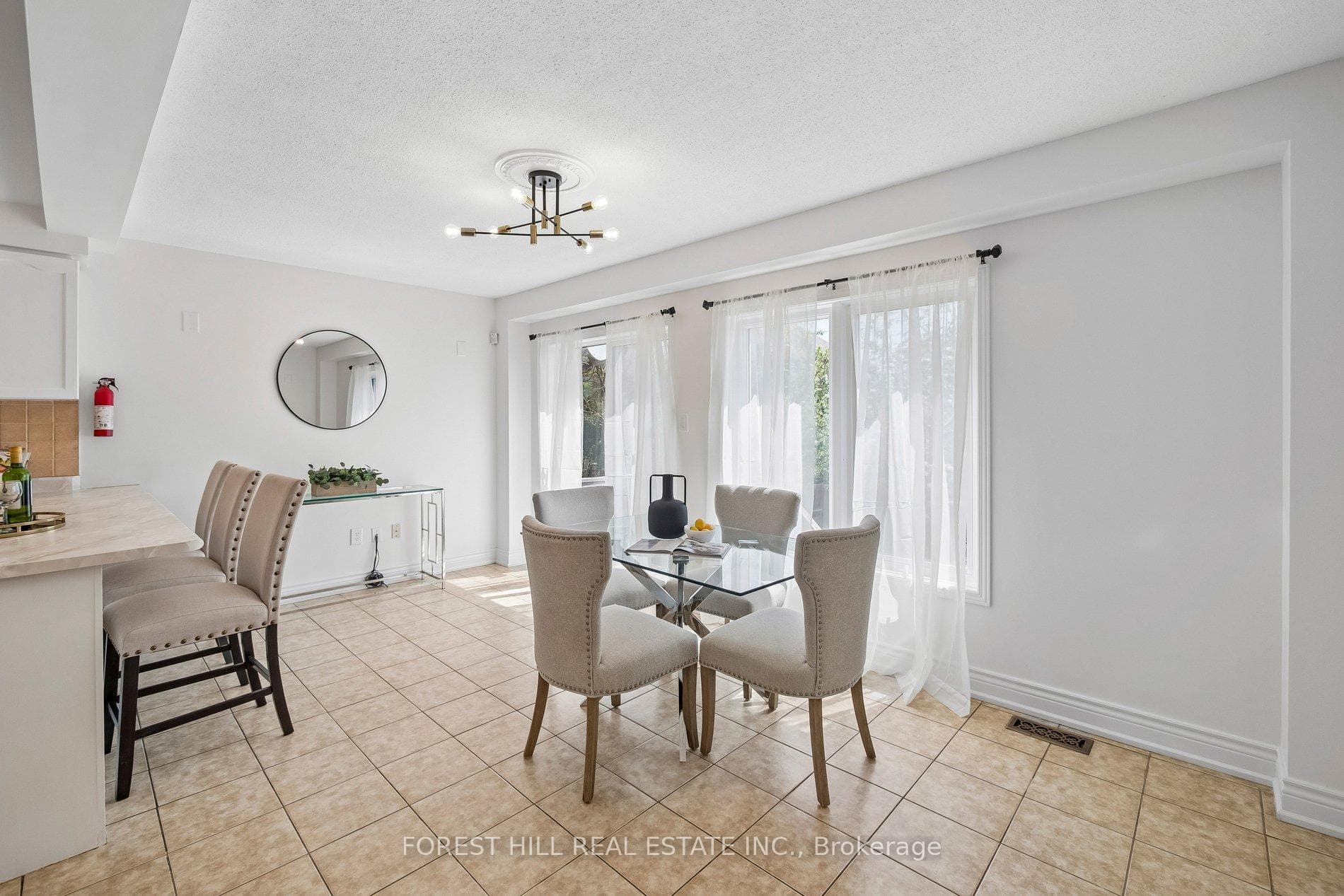 41 Guinevere Road photo 20