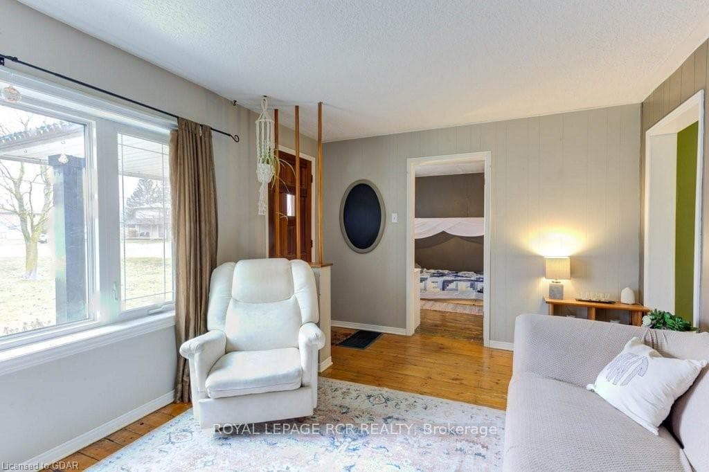 370 Smith Street photo 9