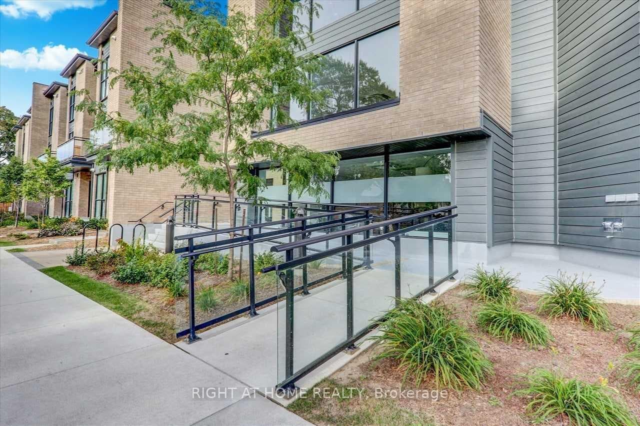 1 Falaise Road Unit 202 photo 1