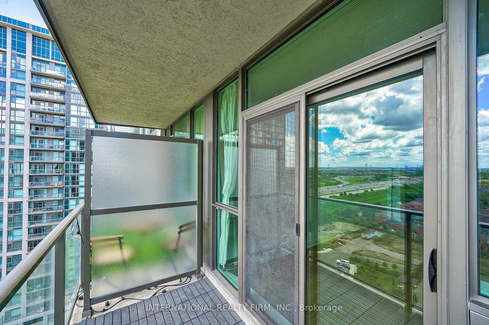 339 Rathburn Road Unit 1708 photo 25