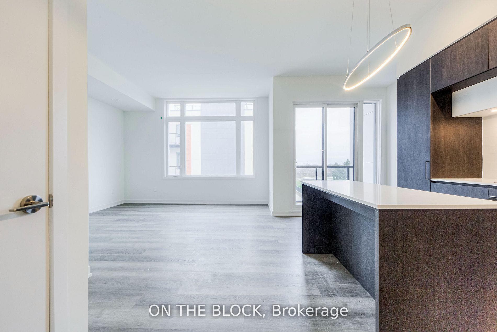 15 David Eyer Road Unit 1415 photo 6