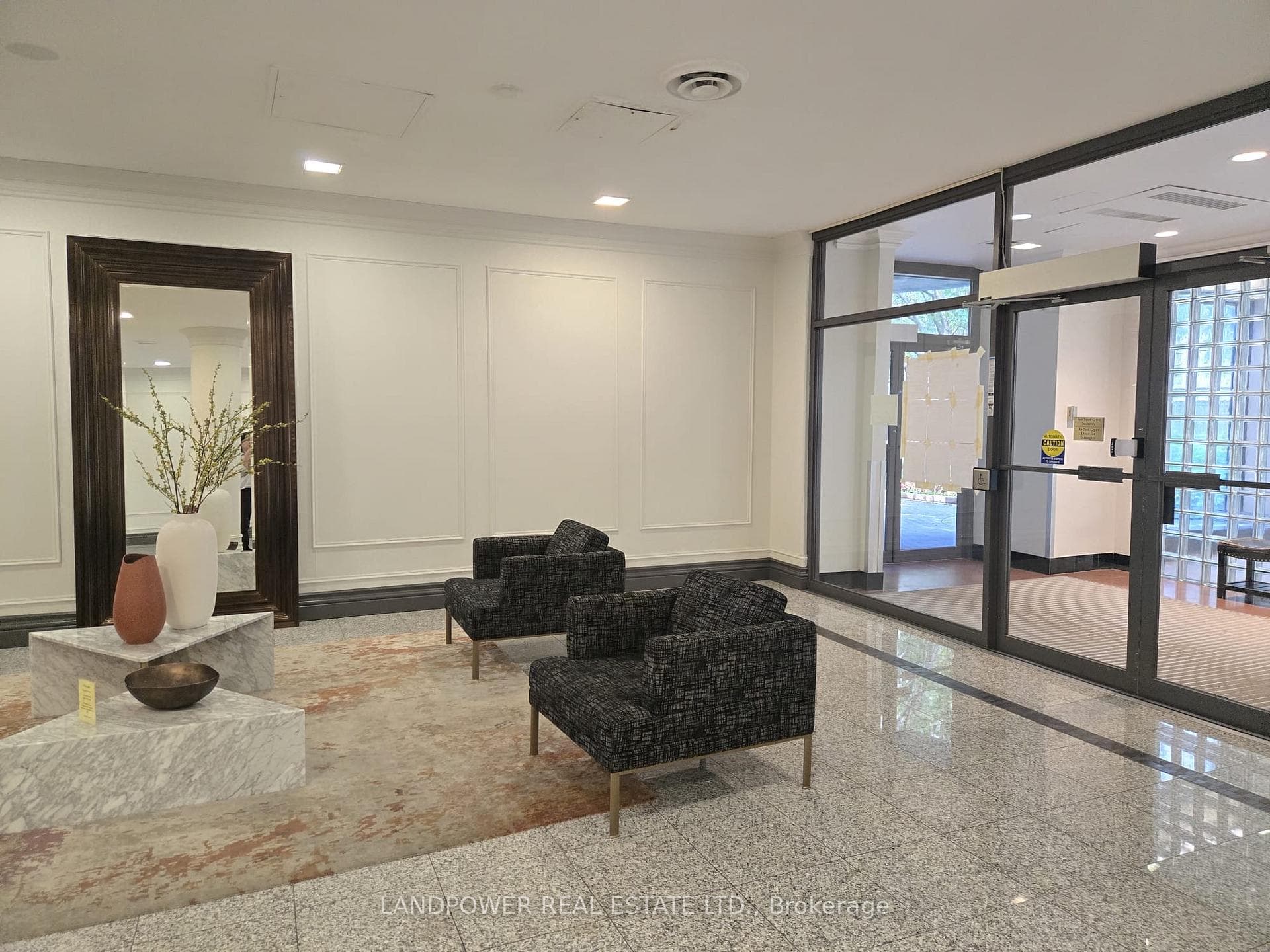 7 Bishop Avenue Unit 1106 photo 17