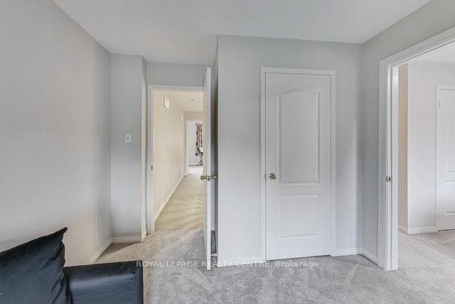 6887 Summer Heights Drive photo 26