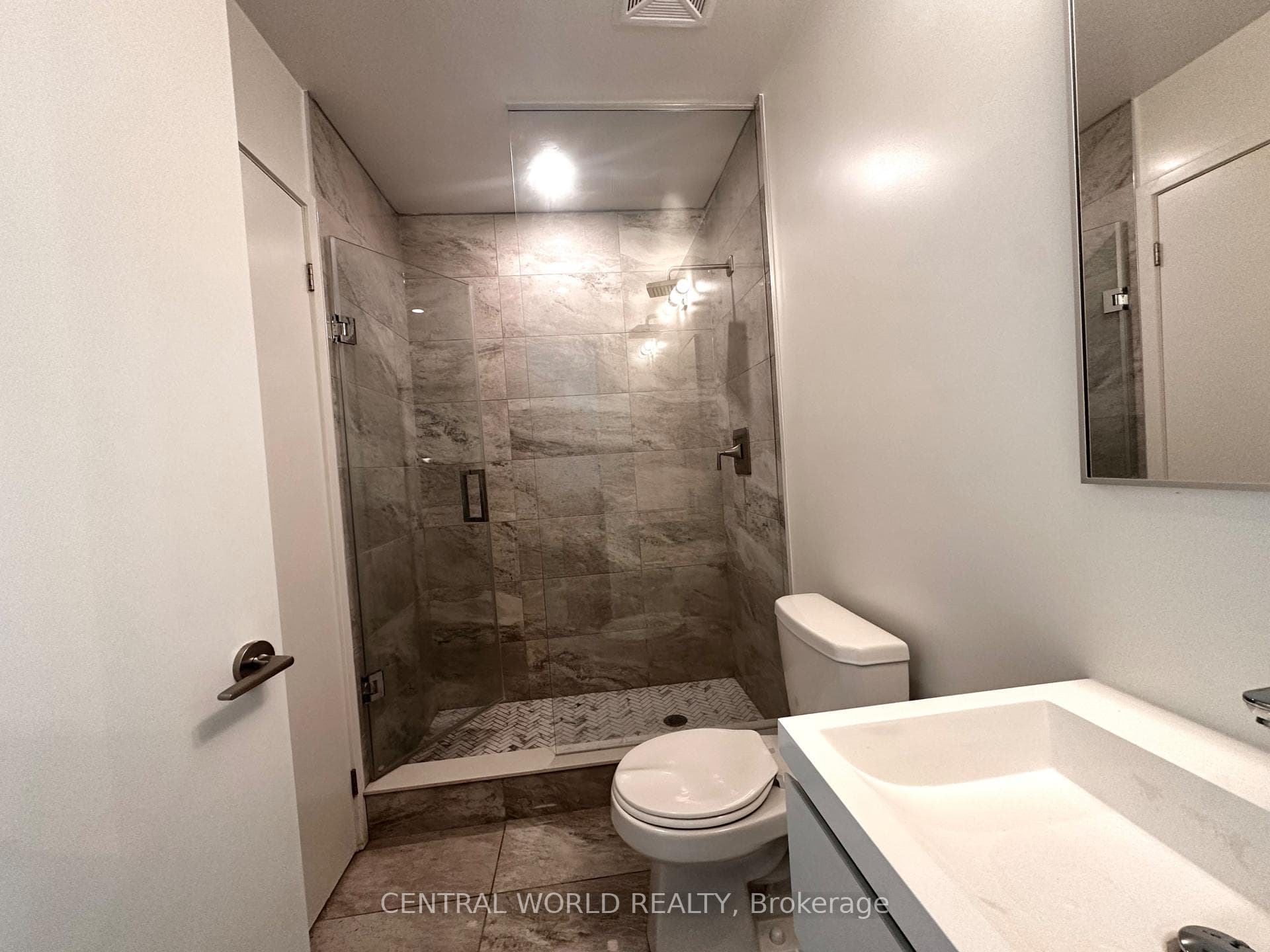 8119 Birchmount Road Unit 1422 photo 5