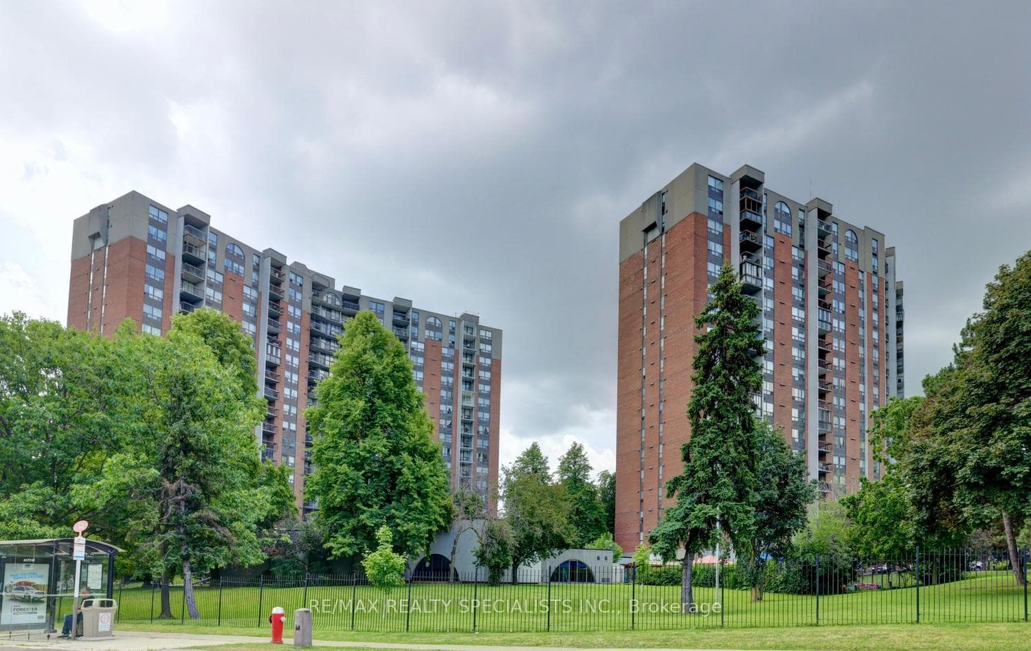 20 Mississauga Valley Boulevard Unit 704 photo 3