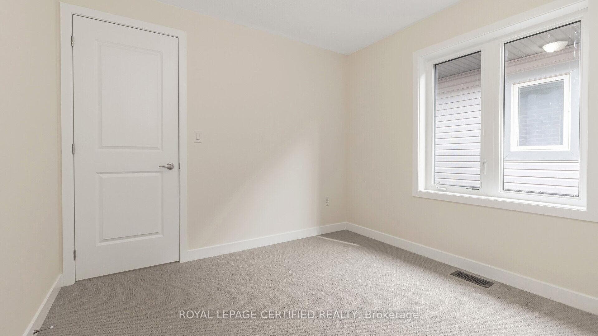 117 Henshaw Drive photo 19