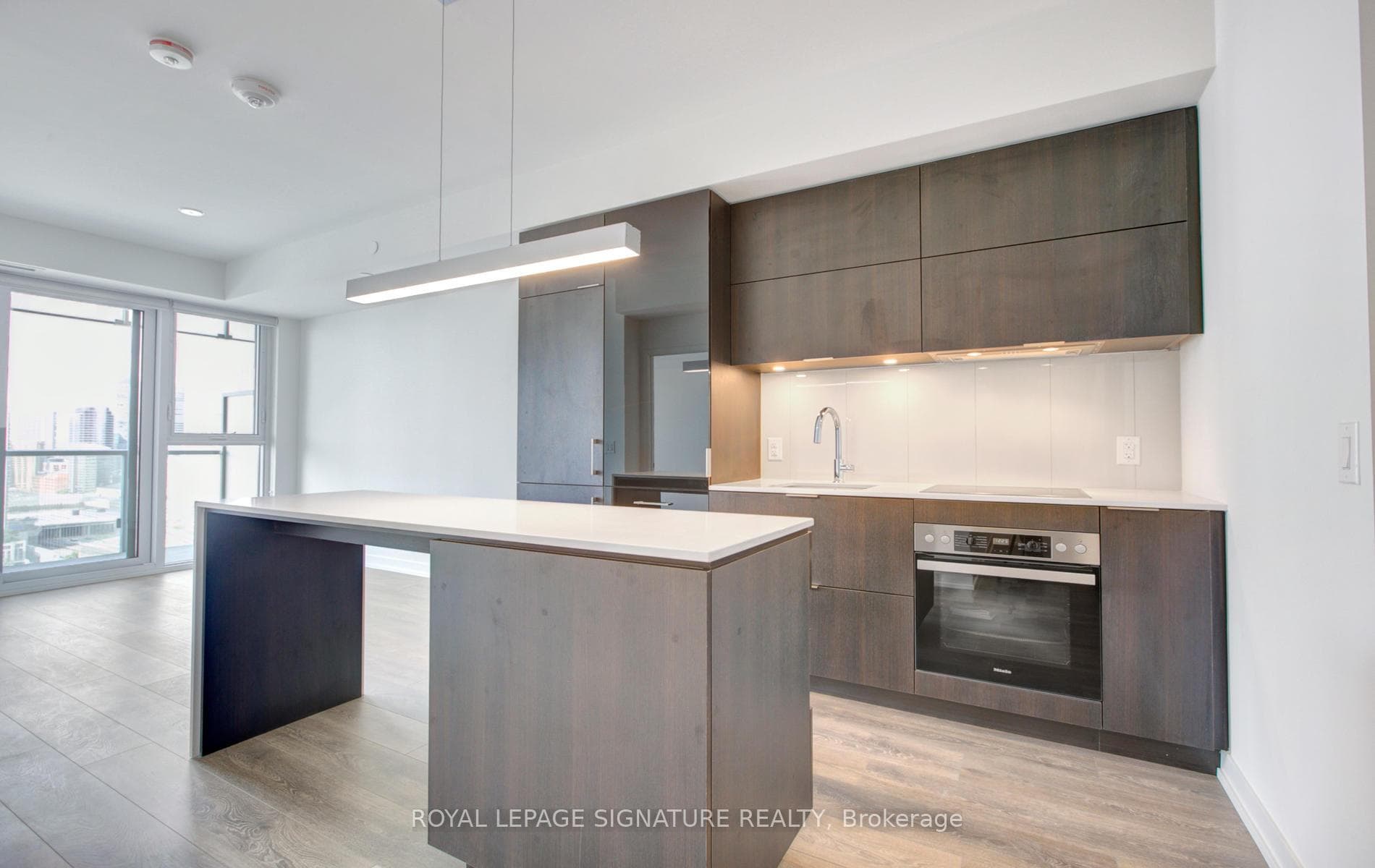 15 Lower Jarvis Street Unit 2406 photo 6