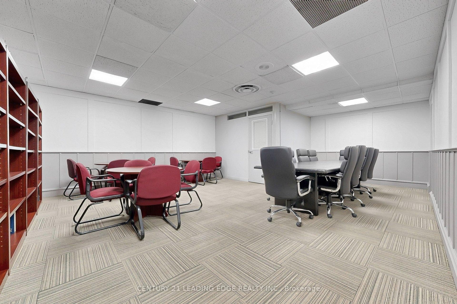Broad Room