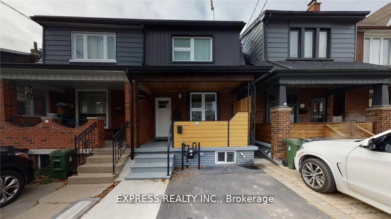 146 Blackthorn Avenue Unit Lower photo 1