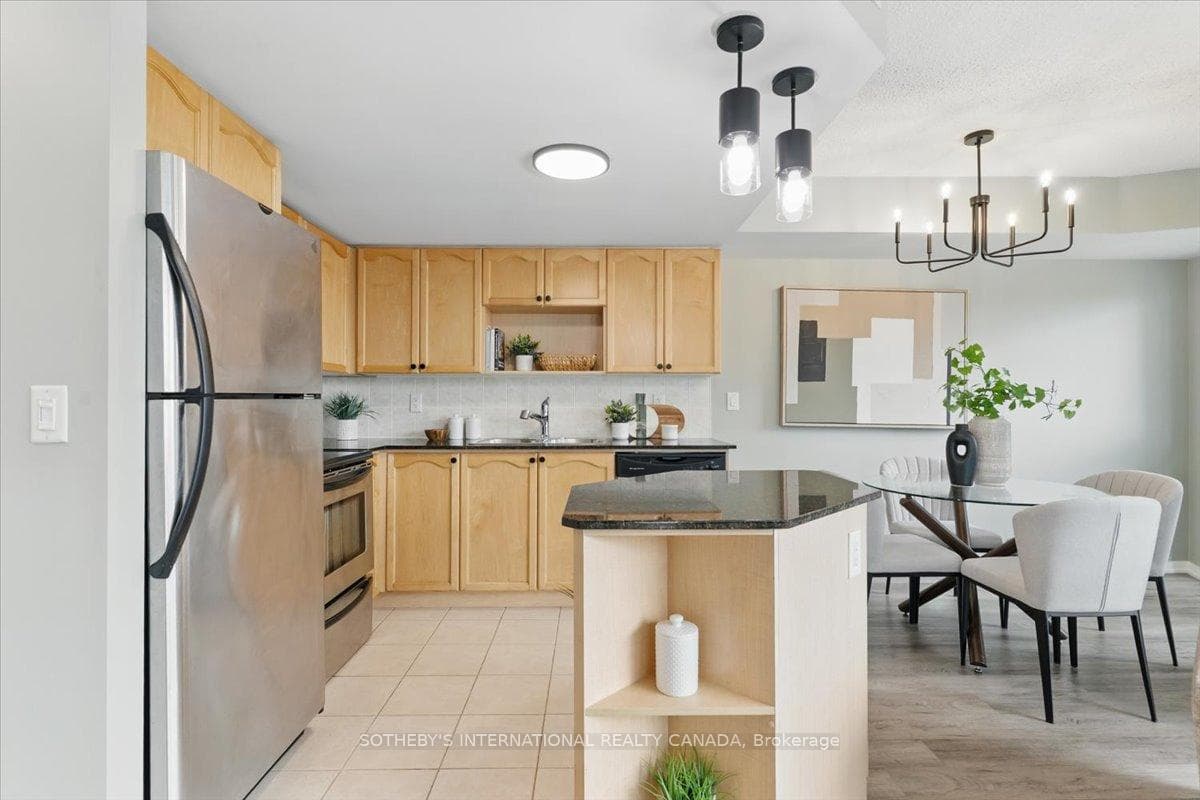 18 yonge Street Unit 2903 photo 12
