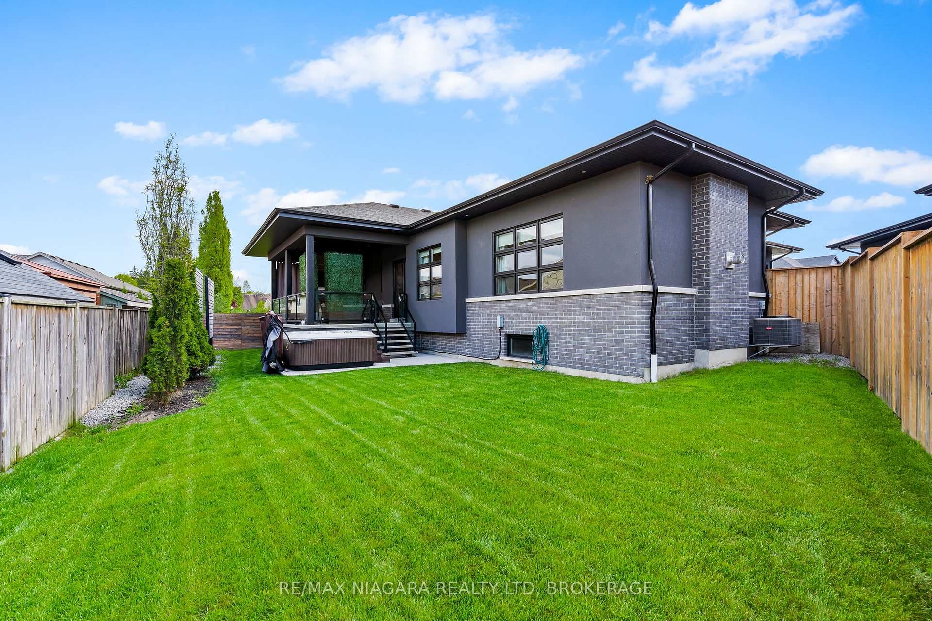 13 FRANCESCO Crescent photo 33