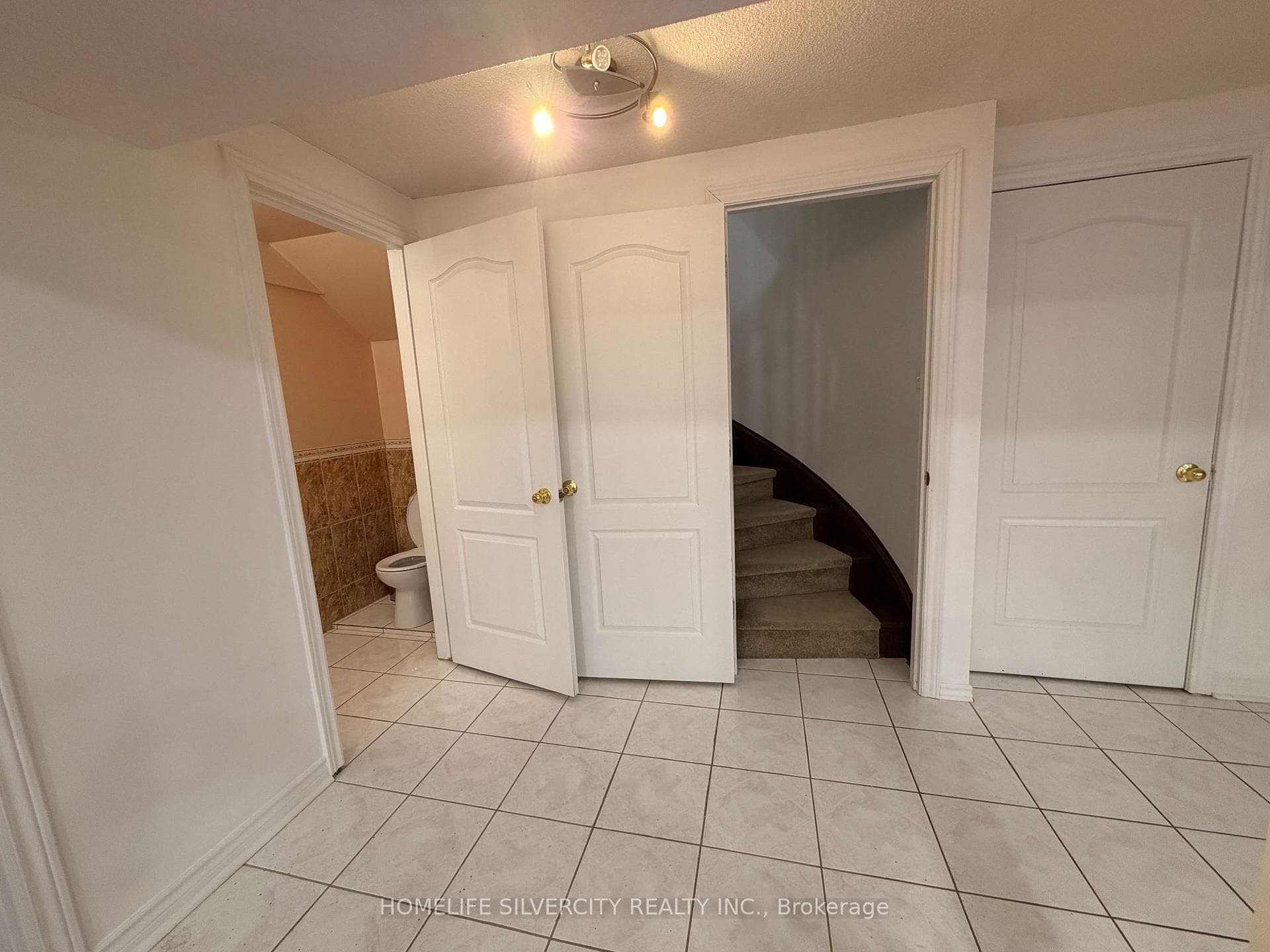 5 Blue Oak Avenue photo 33