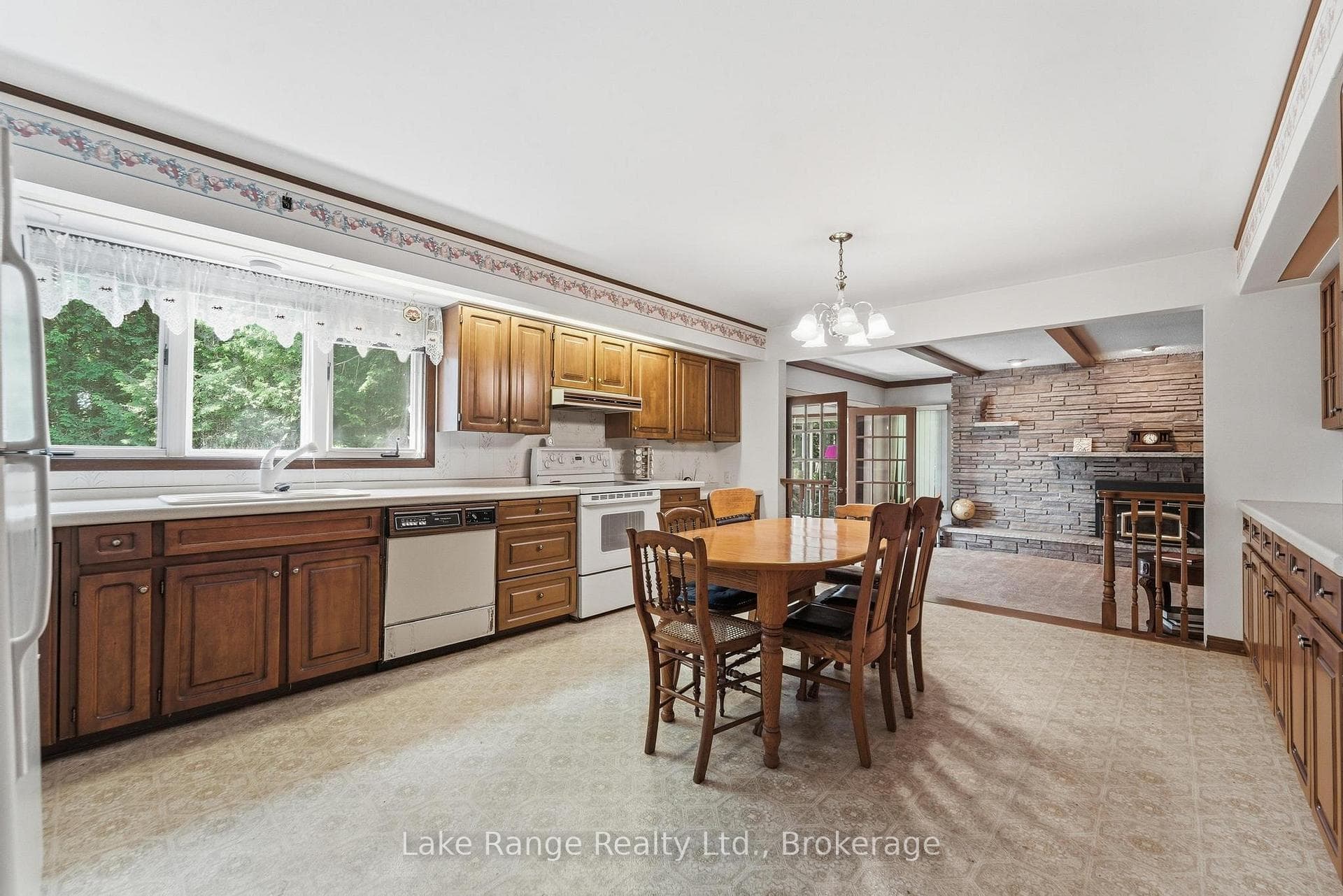 Large kitchen