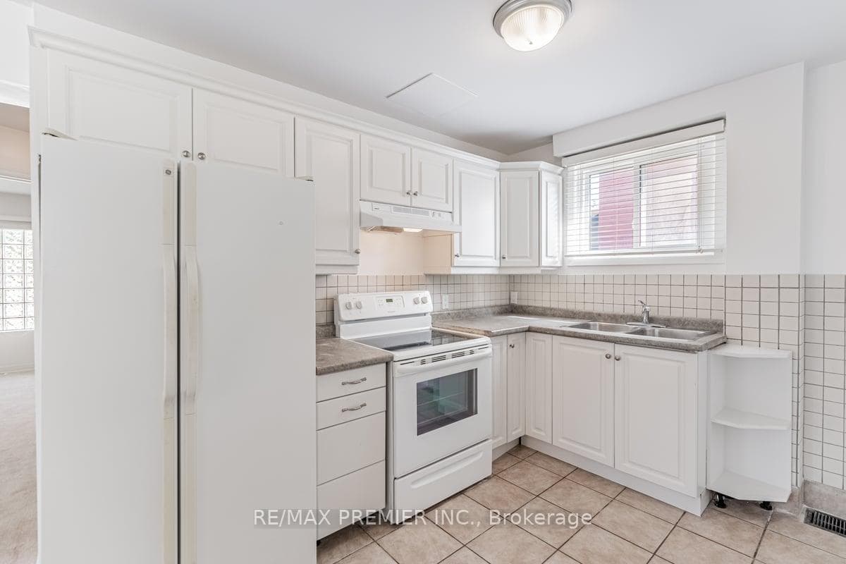 58 Joseph Street Unit Main photo 12