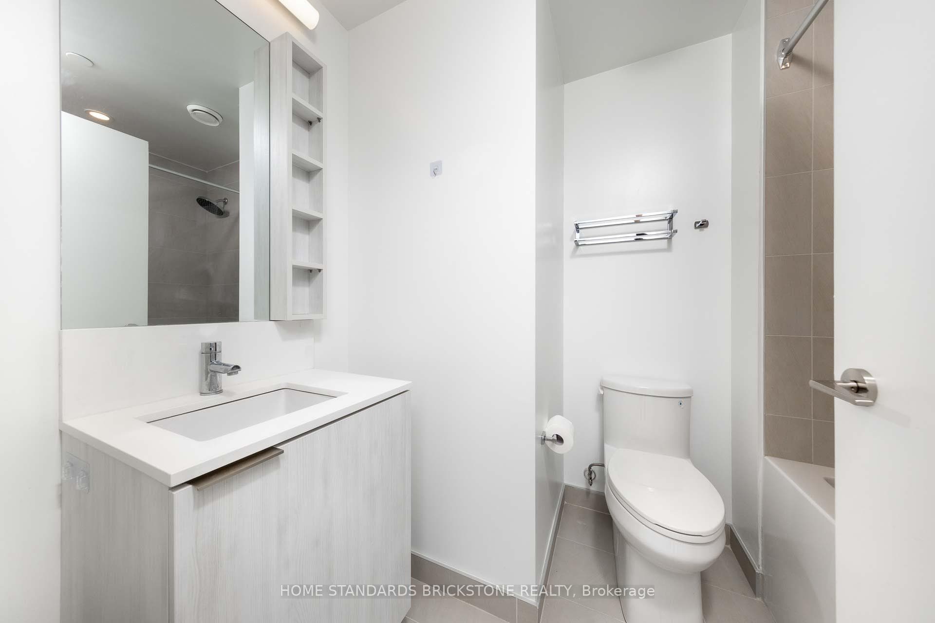 1000 Portage Parkway Unit 2706 photo 6