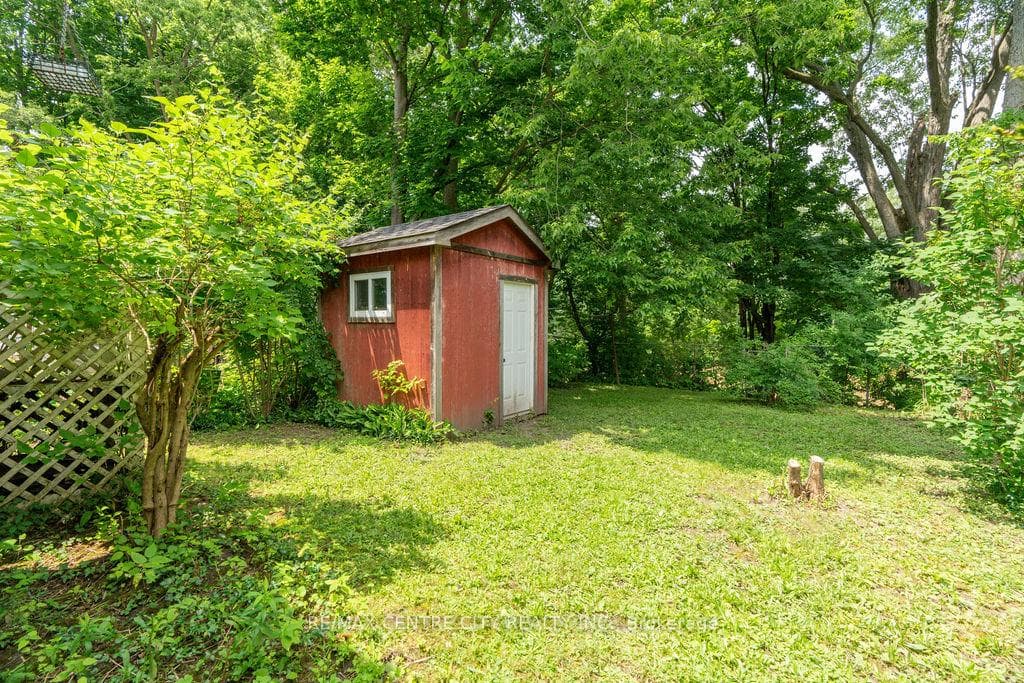 43 Riverview Avenue photo 33