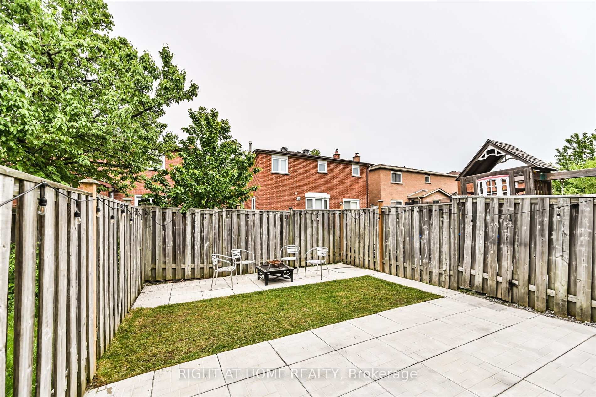 30 Hillfarm Drive photo 37