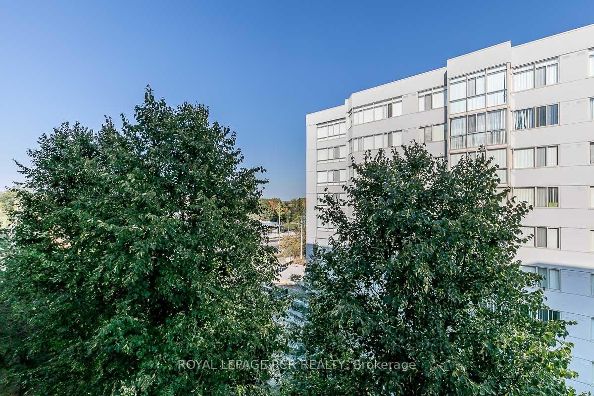 260 Davis Drive Unit 709 photo 26