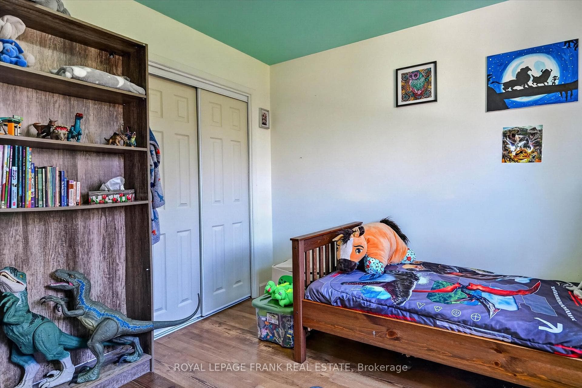91 Rideau Crescent photo 26