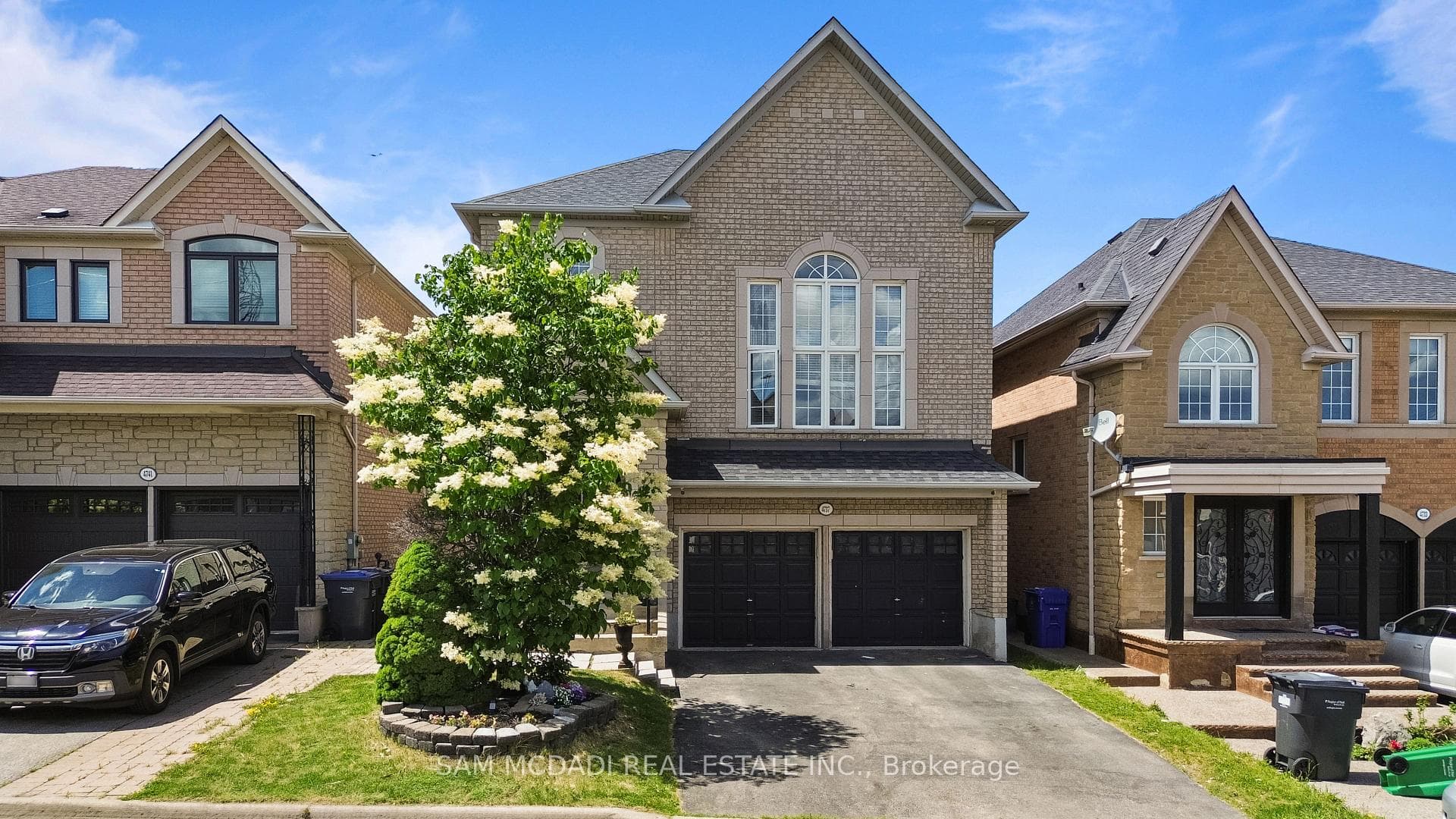 4737 James Austin Drive photo 2