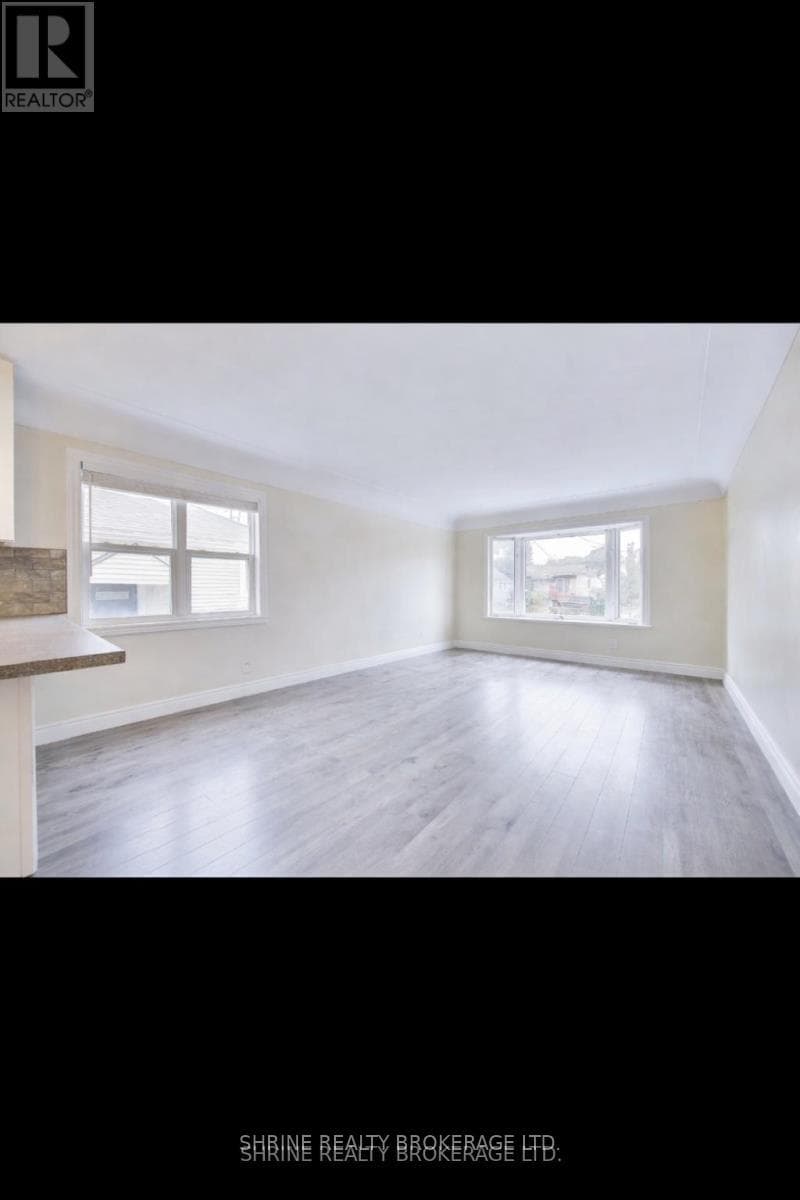 259 Sanders Street photo 2
