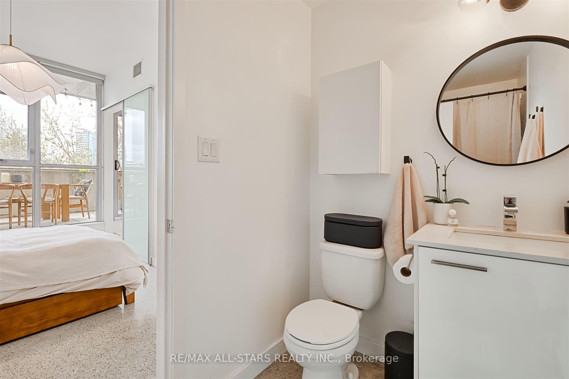 510 King Street Unit 608 photo 17