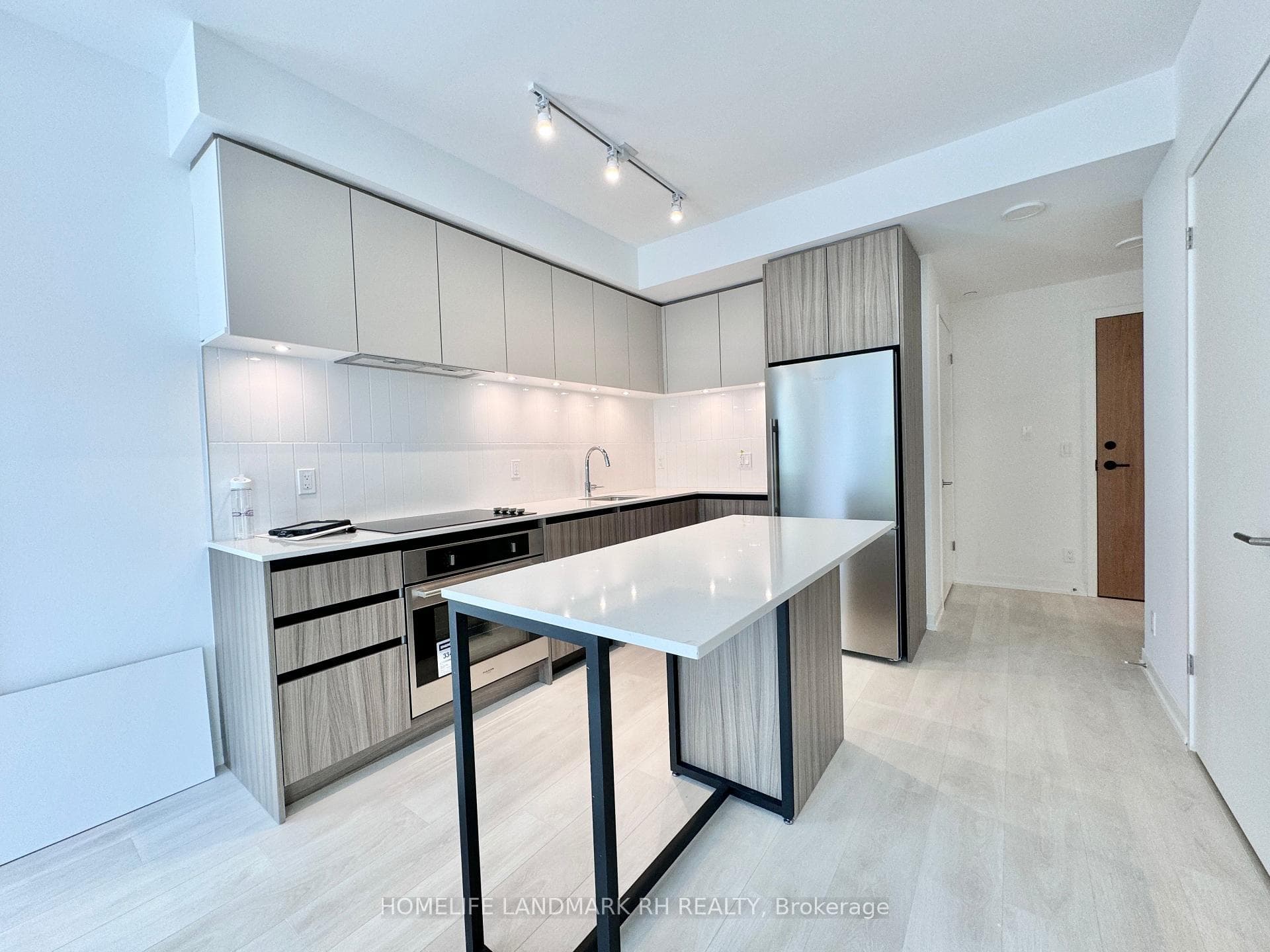 8 Beverley Glen Boulevard Unit 229 photo 12